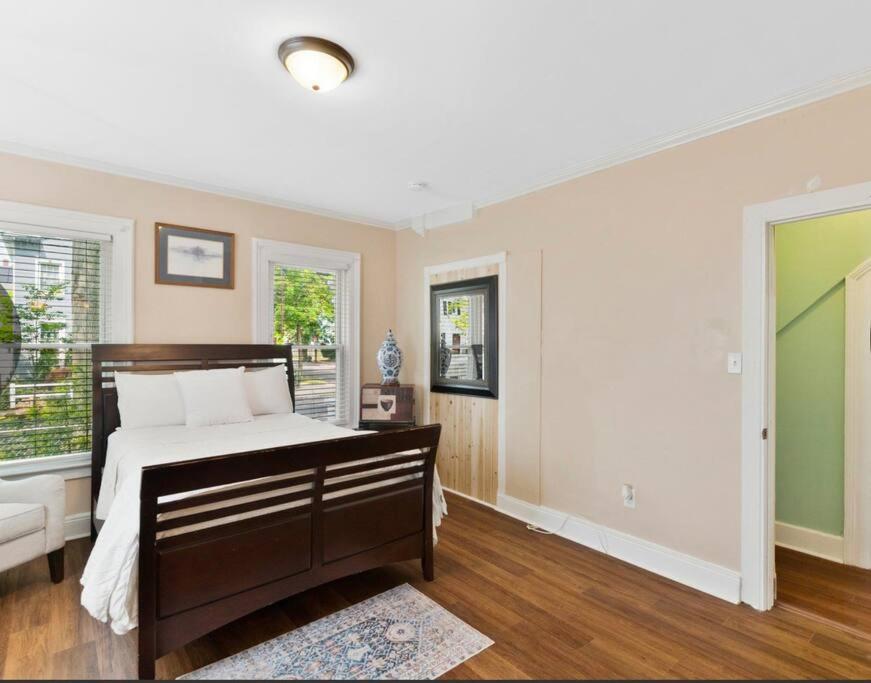 Beautiful Studio Apartment In Historic House New Haven Extérieur photo